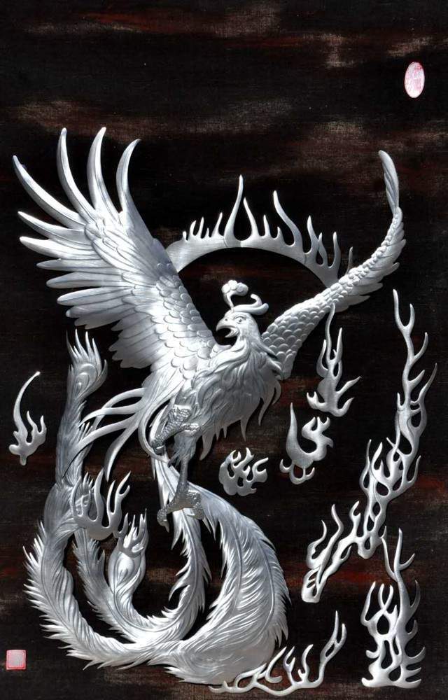 东家app一个破易拉罐让他走上了银箔画的创作之路