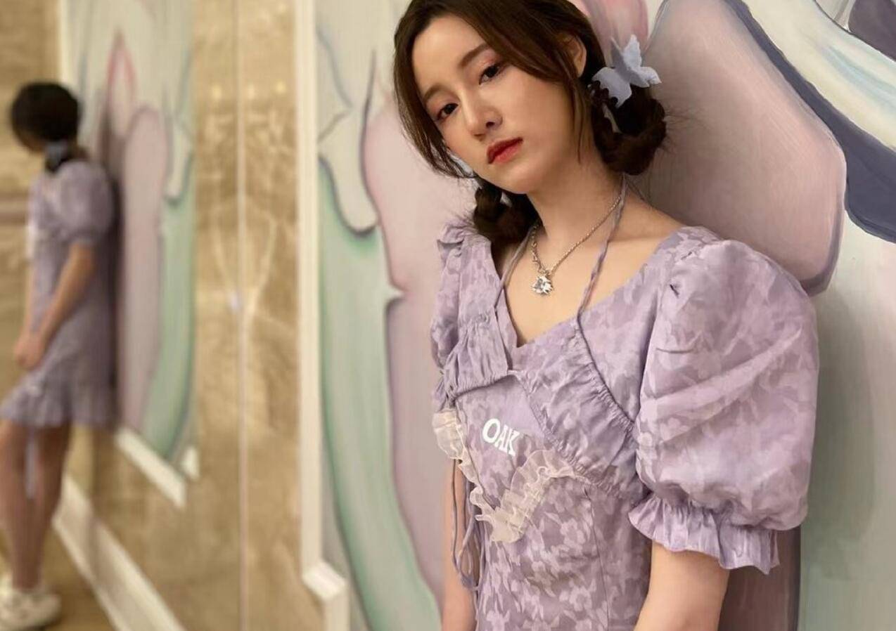 吸引力和造型直接给满分,不愧是kpl女神,同为王者荣耀女神的辣辣,在