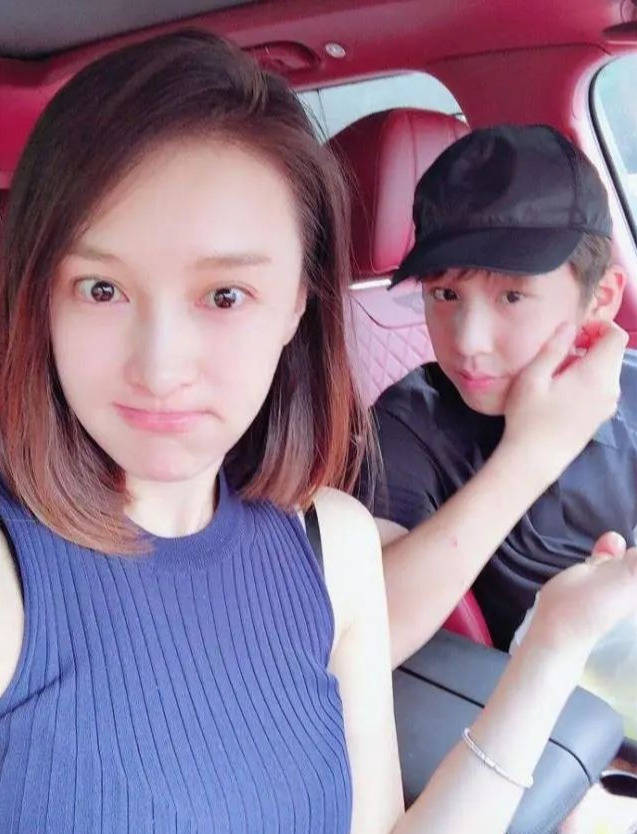 嫁豪门婚后隐退,生俩儿子与丈夫恩爱15年_乐珈彤_朱锐_梦萍