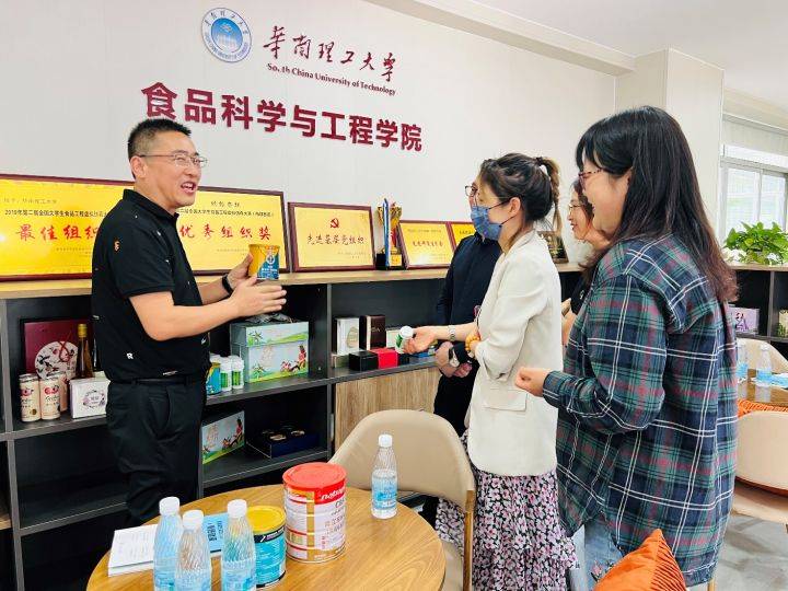 近日, 由婁文勇教授,西南民族大學曾英傑博士,科普作者李代偉共同編著