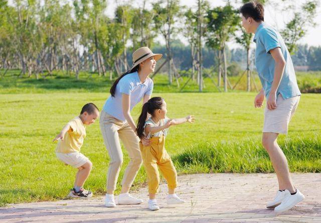 看了游戏力才知道养育父母要学会改变自己的态度和视角