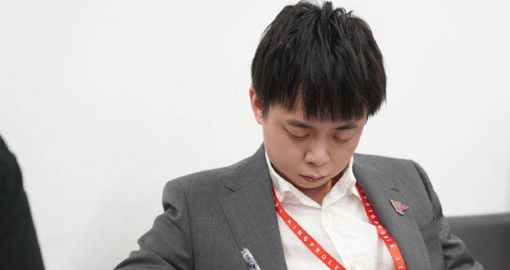 瓶子实锤ag主教练dgc,张角交出赛训大权,将凌斗拱手放给xyg_赛季_战队