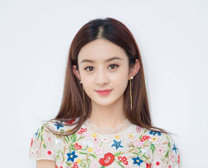 原创赵丽颖中餐厅路透曝光失去工作室ps后生图又撞脸杨幂了
