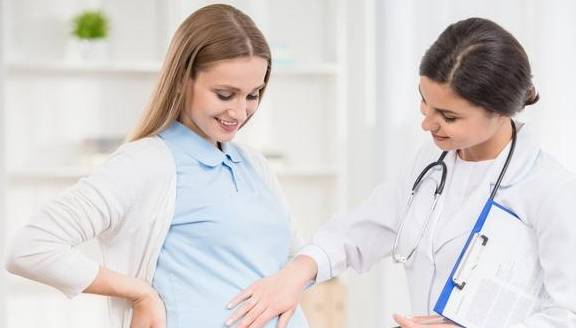 什么原因导致孕晚期胎儿臀位 危害有哪些