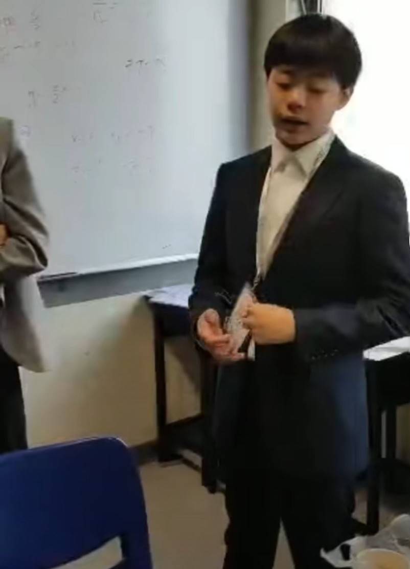 a哥所在的机器人编程团队在国内夺取过机器人奥林匹克大赛金牌,即将