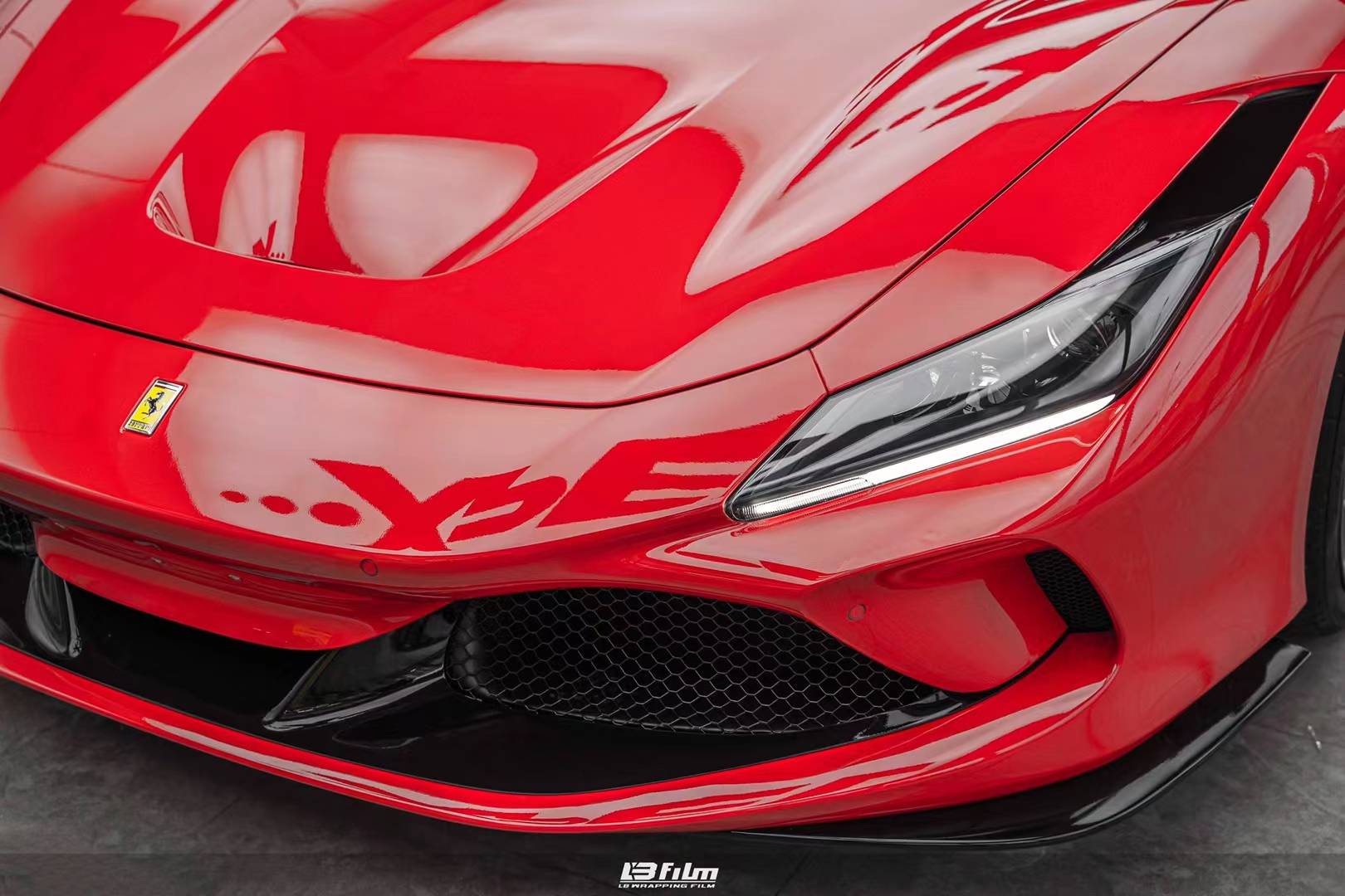 法拉利f8lbfilm改色膜高亮法拉利红