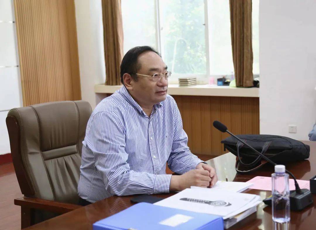 河南大学淮河医院举行能力作风建设年活动理论培训班