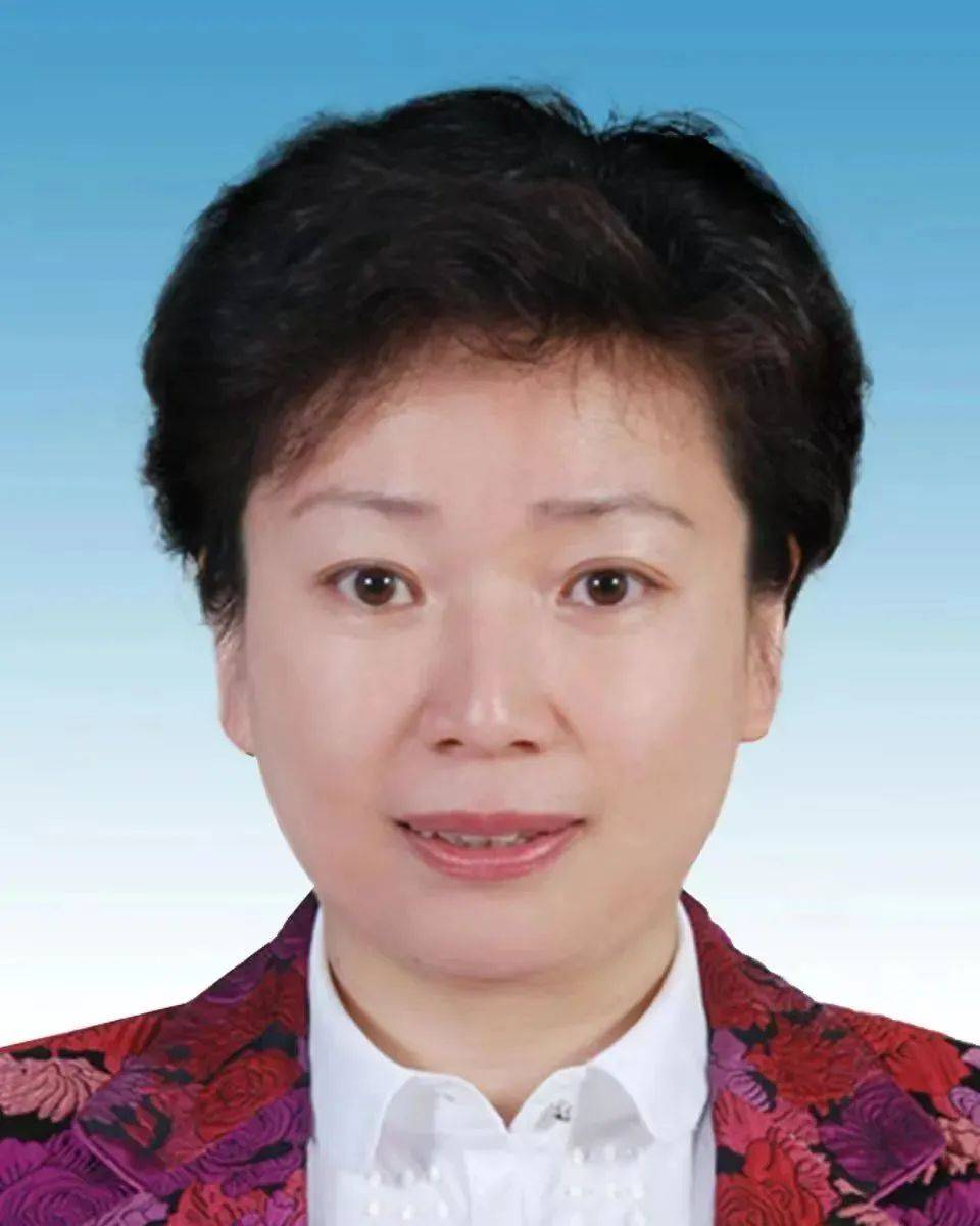 青岛女副市长图片