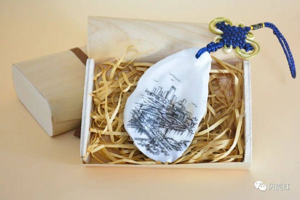 城市名片深圳海洋手绘蚝壳资源再利用创意手绘耀精彩