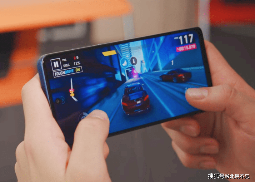 骁龙888 12g 256g 5000mah,跌至1999元_motoedges_手机_屏幕