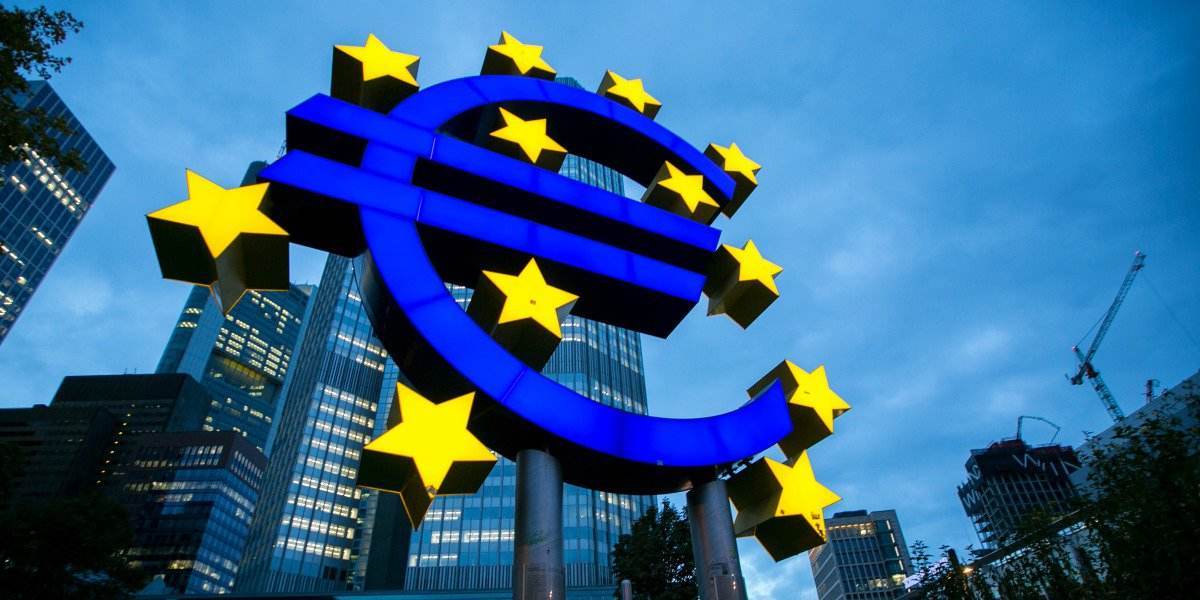 欧盟通胀爆表，欧元汇率狂跌不止，欧盟快扛不住也