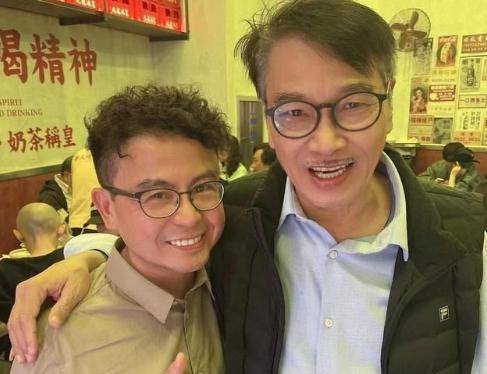 红花也需绿叶配,周星驰能够取得如此时尚的成就,跟他那些曾经的搭档