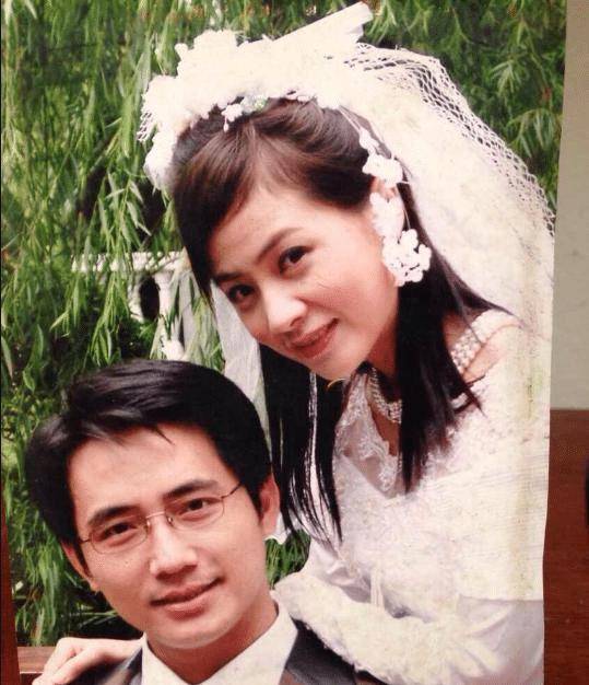 在进入《外剧》之前钱莹主要是在"珠影"拍广告,康祈耀的首任妻子幸子