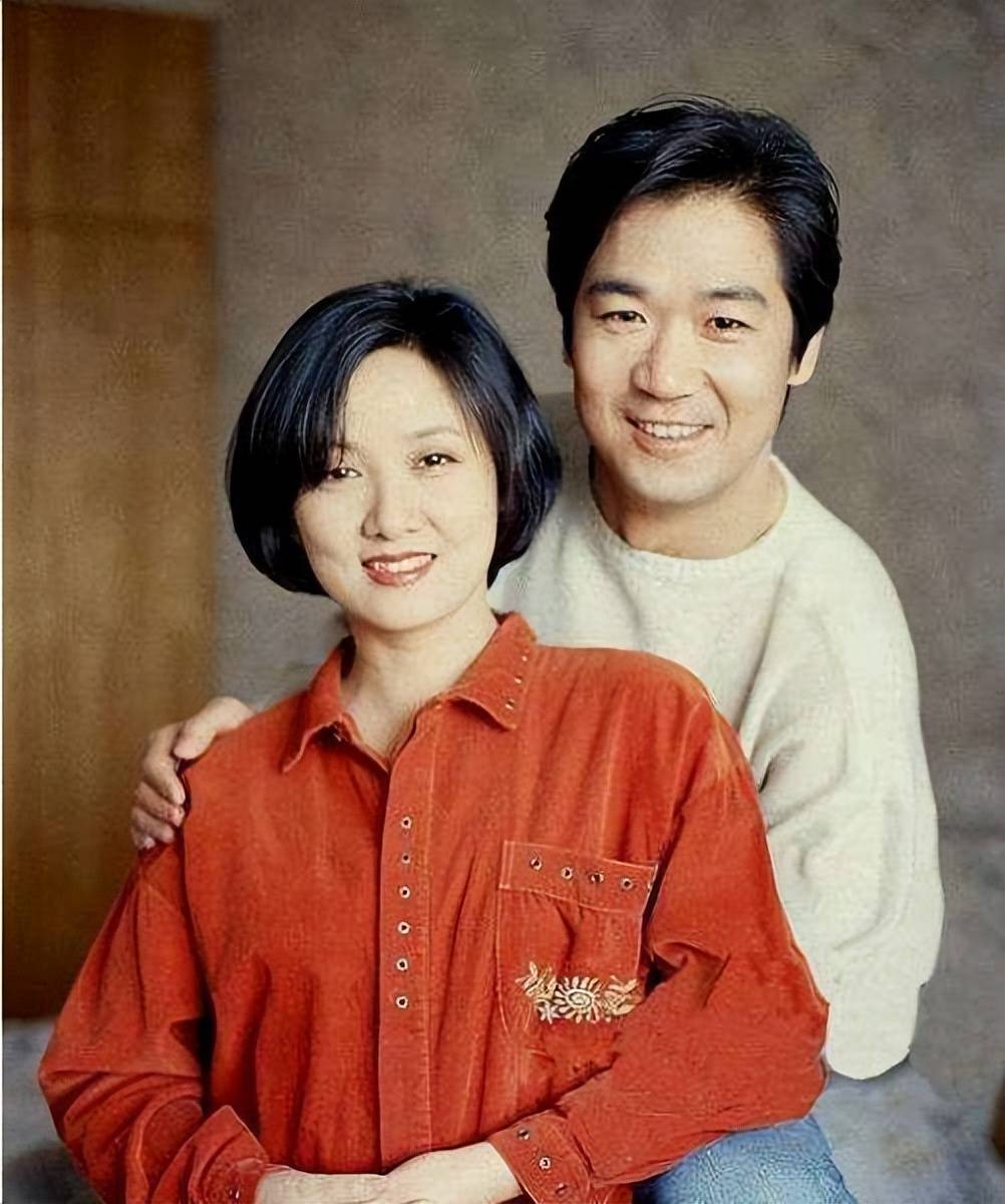 孩子的8位女星,有人收养了两个孩子,有人摘掉了子宫_宋春丽_潘虹_邓婕