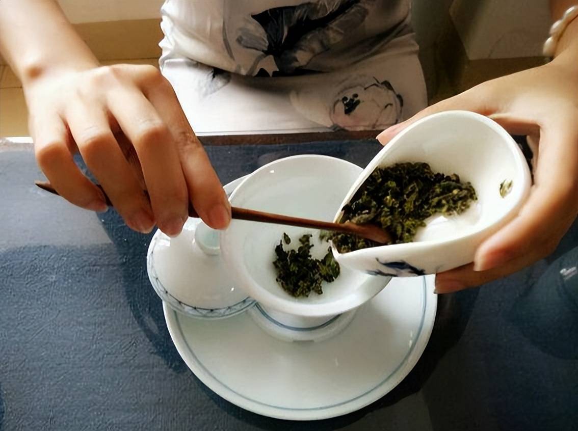 东莞6旬茶叶老板,30年总结4大喝茶"冷知识"!