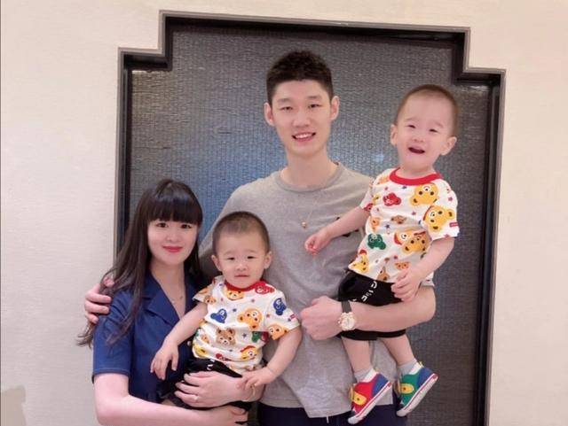 胡金秋为老婆王璐庆生,巩晓彬谈论未来计划,赵继伟晒训练照_指导_广厦