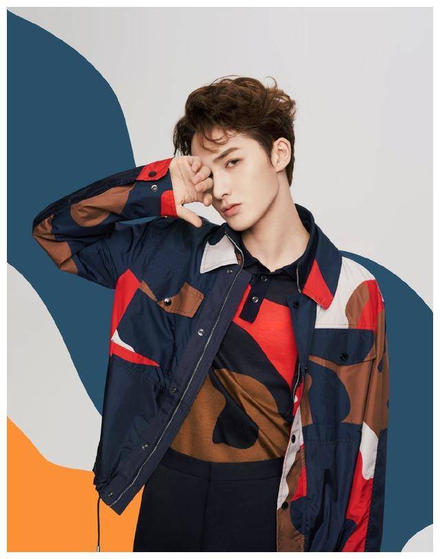 朱正廷给人感觉太娘看他的户外大片你会爱上这个野性男孩