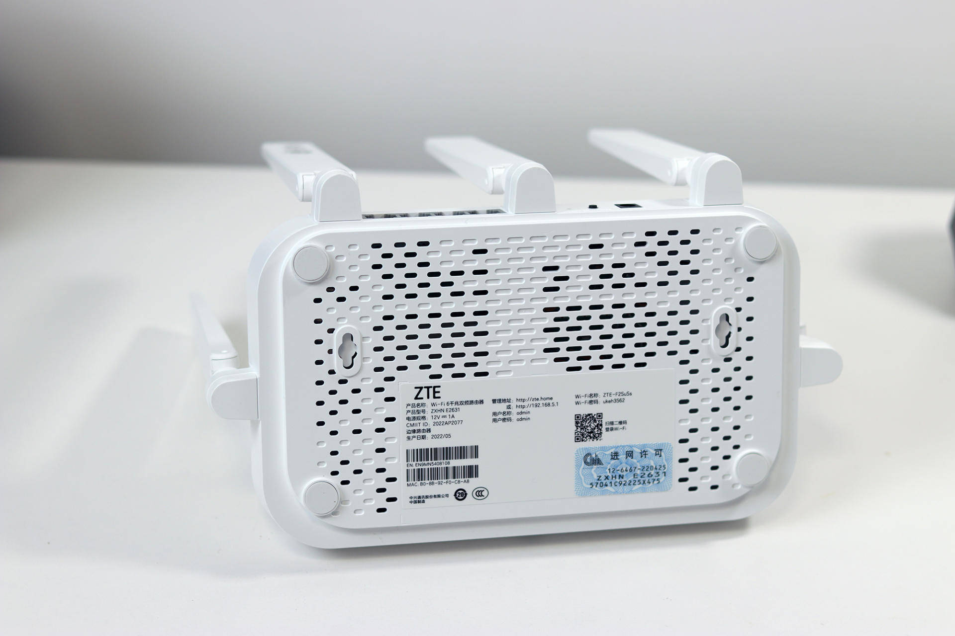 自研双核芯!中兴ax3000巡天版wifi6路由器开箱:网速快游戏稳_测试_网