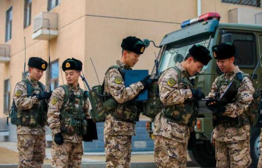 中国武警 21式新式マルチカム迷彩 水墨云纹 戦闘服