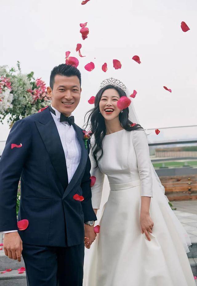 栗娜_蓝心洁_时尚