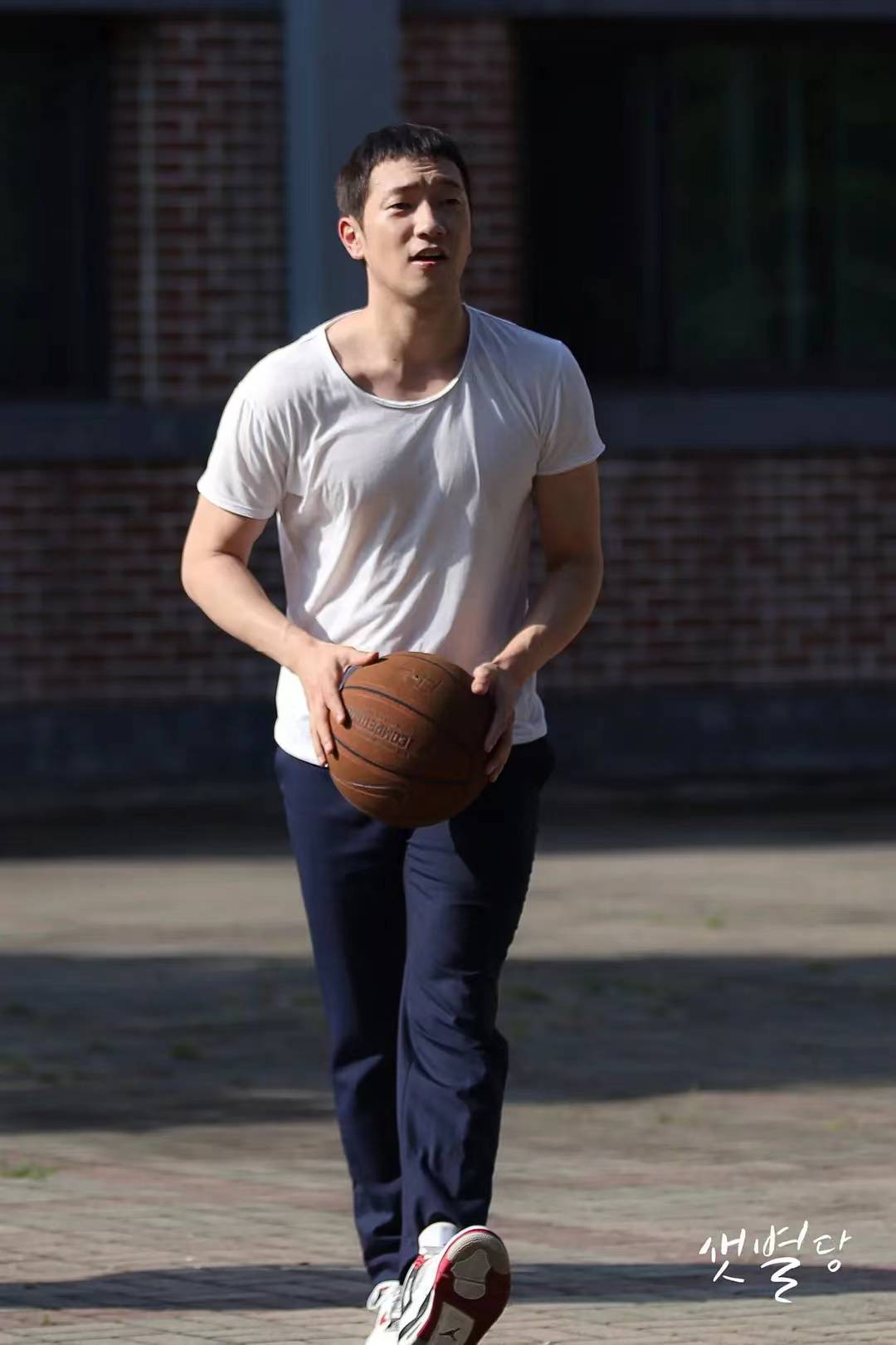 小画家崔宇植孙锡久合作,暗黑双人剪辑安排上了?_裴斗娜_角色_日记