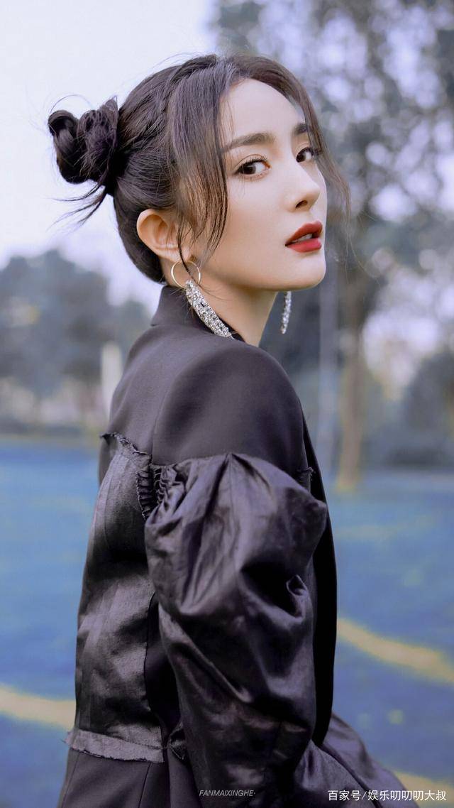 原创75位一线明星注销200家公司杨紫2家杨幂赵丽颖3家热巴1家