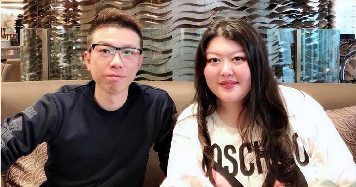 原创李小龙死后丁佩饱受流言与向华强结合生下一女儿后来遁入空门