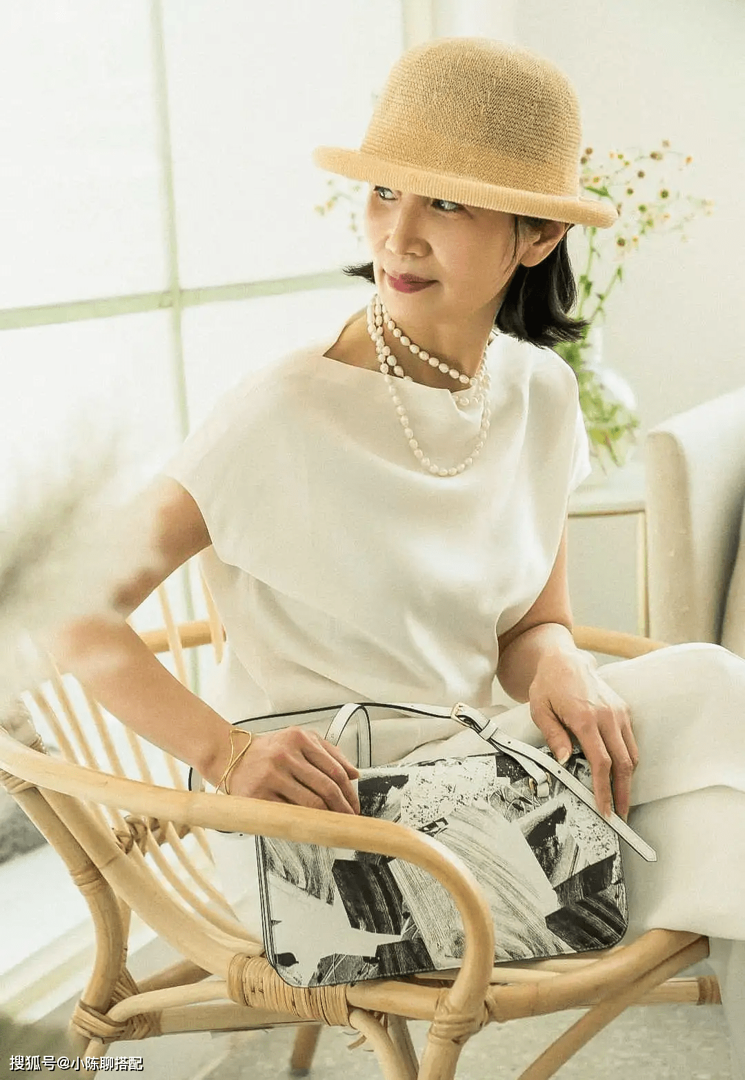 中年女人不用靠扮嫩减龄,做到这3点,个个都是"老来俏"