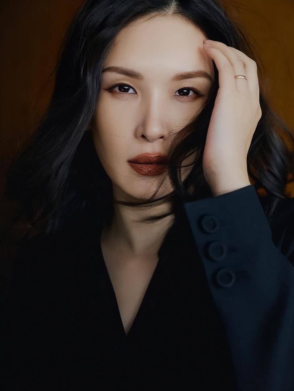 《春日迟迟再出发》顺利收官,"男性美姐姐"佟晨洁接力挑战《开播!