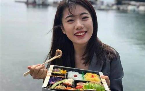 冠军,苦练10年被19岁少年杀害,蒋方舟称跆拳道不防身_吴佳莉_方闽旺