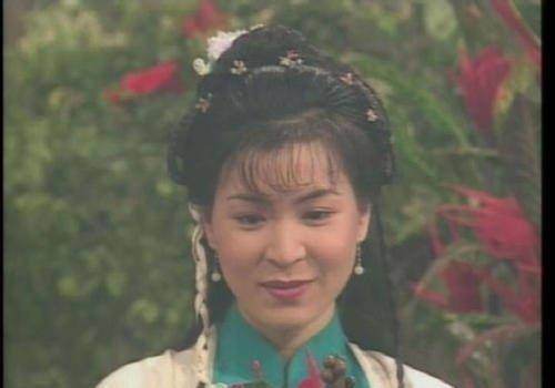 何洁珊在95版《神雕侠侣》饰演完颜萍这个角色真是为她量身打造的,她