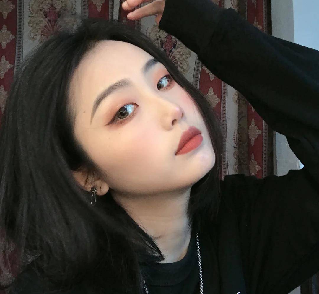 单眼皮女生太美只要有这几点气质出众辨识度还高别人都羡慕