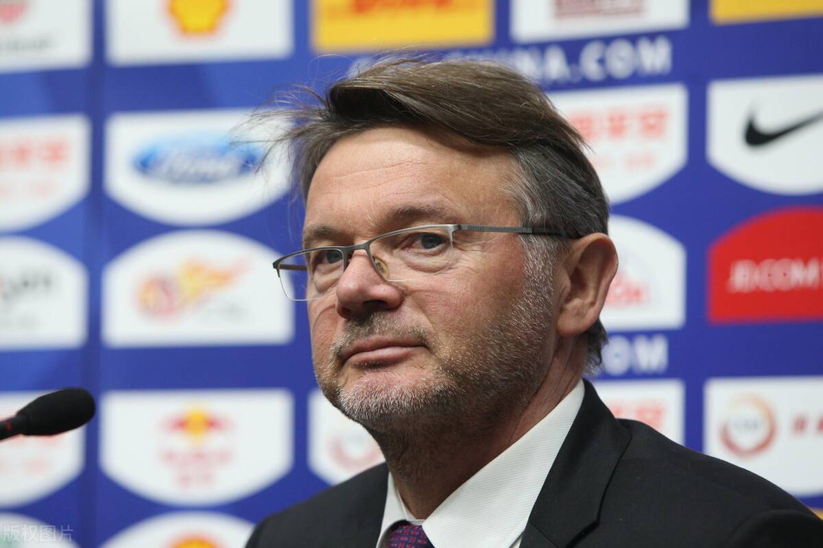 原创特鲁西埃看好法国队夺得世界杯冠军日本队有实力闯入四强