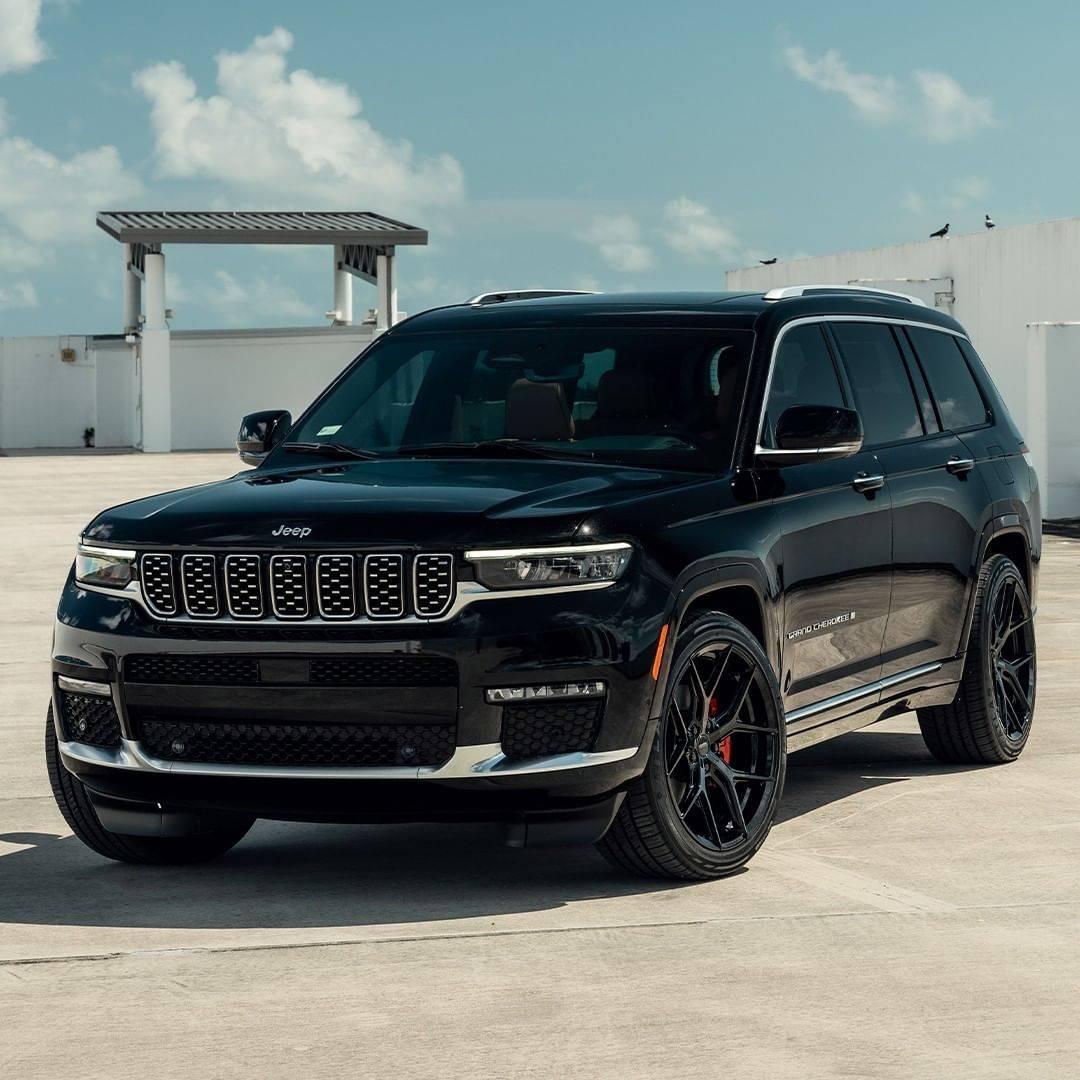 jeep切诺基黑武士曝光质感十足空间不输途锐或售42万