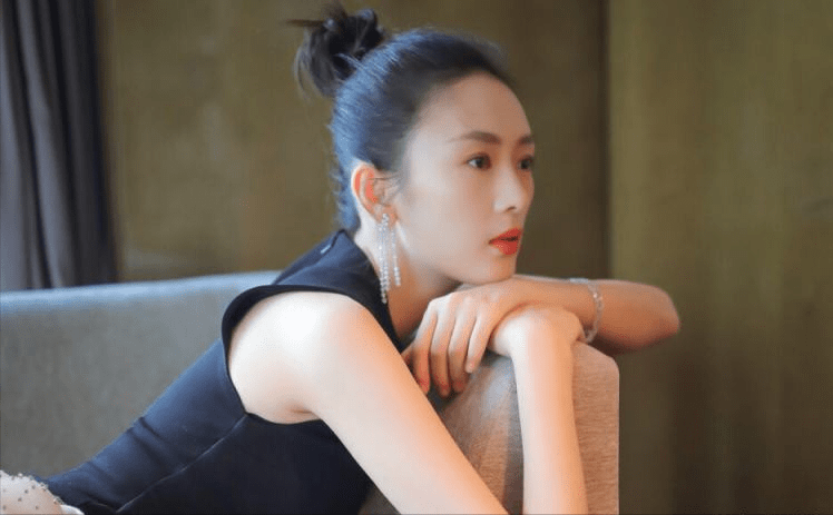 张默谈童瑶"打她是有原因的,换成你们会比我打的更狠"