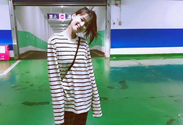 原创林宛瑜赵霁罕见晒照骨瘦如柴已有法令纹曾被传贫血严重