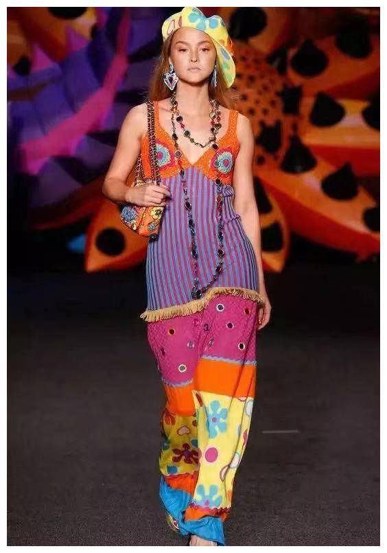 原创史上最矮模特身高168的她凭什么能被老佛爷视为掌上明珠