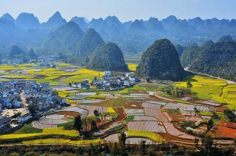 很像桂林山水,跟桂林相比毫不逊色_万峰林_兴义_旅游