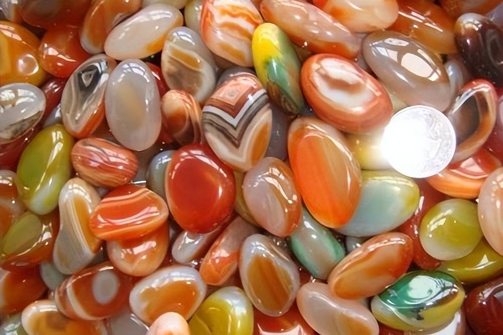 雨花石:五千年前,祖先就在赏玩的石中皇后_南京城_时期_人生