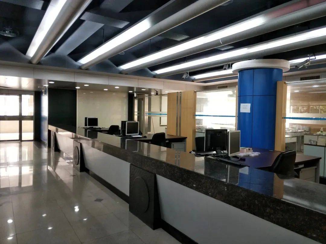 银行柜台业务实训区excel在财务中的运用等.