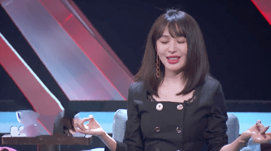 李菲儿表示自己从没火过,并为假唱而道歉!