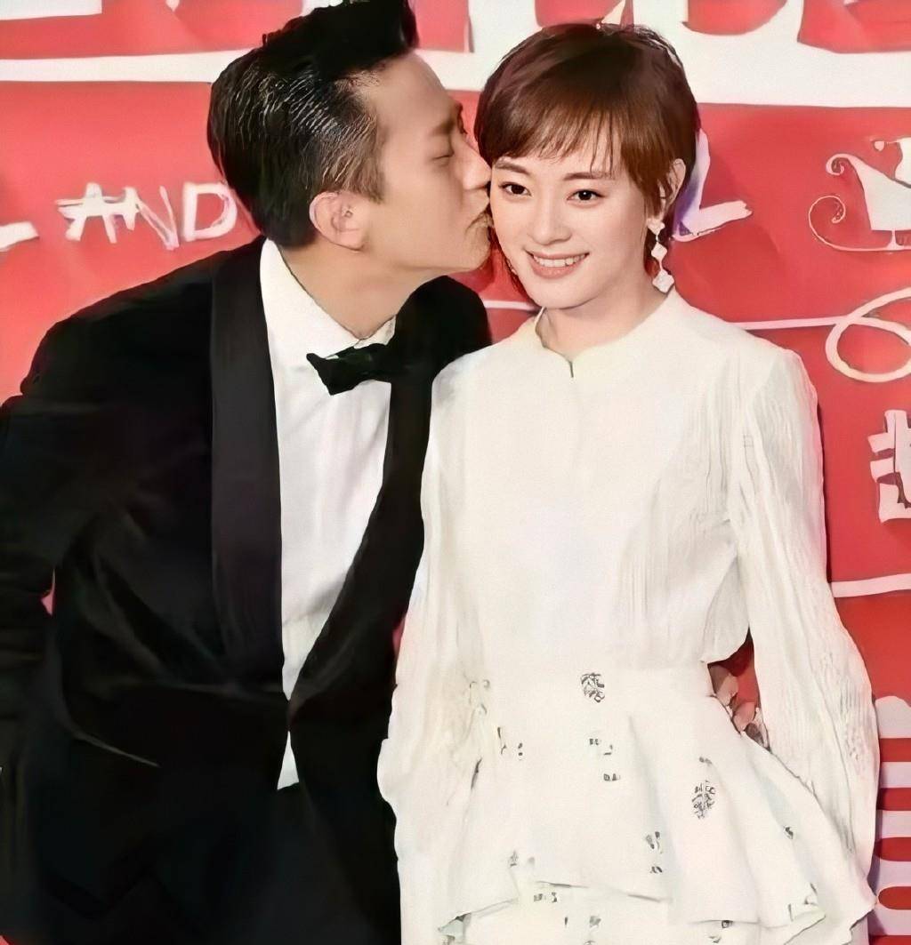 原创邓超孙俪穿情侣装高调秀恩爱两人私下甜蜜爱称曝光邓超真宠妻