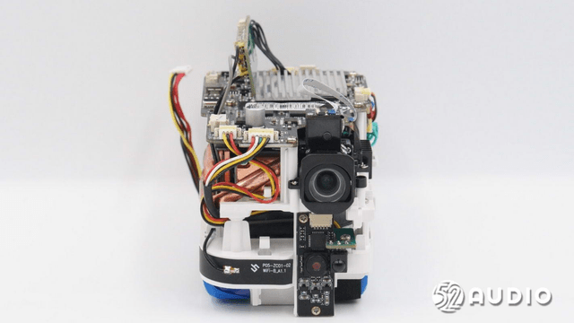 支持手机无线同屏ai智能语音交互猫王灵感p5投影仪拆解