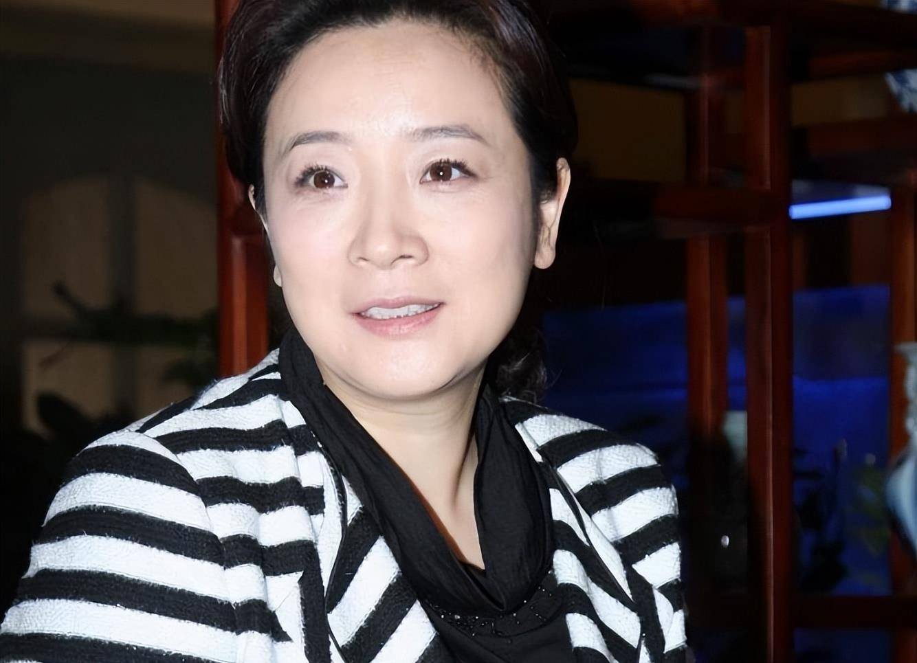 原创女演员陈小艺江珊闺蜜朴实接地气生命中有个深爱的人