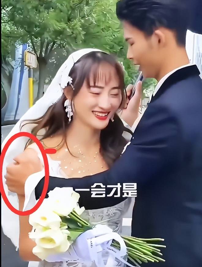 陆仙人是个内心比较干净的大男孩,他热爱自己的模特