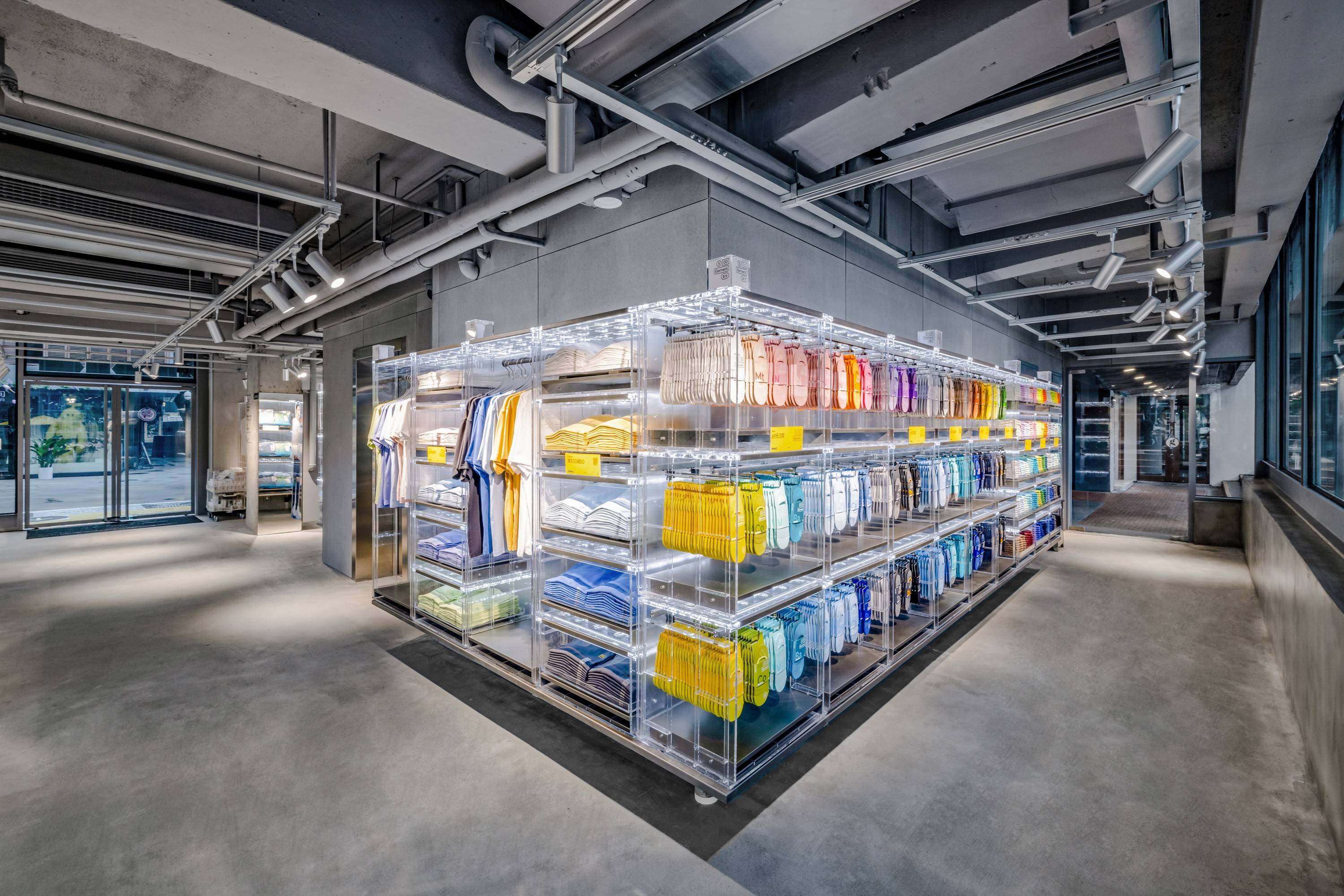 从蕉内华中首店揭幕看新锐品牌在追求怎样的线下升级