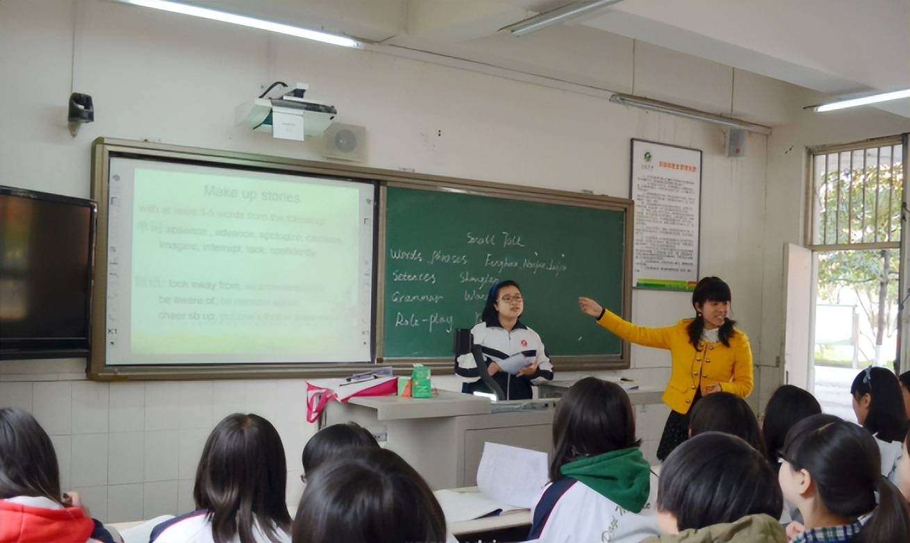 原创清华大学课堂随拍几乎都采用全英文授课国际化还是过度追捧