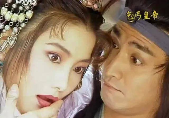 原创乞丐皇帝传奇天心饰演的佩瑶妹妹童年最美的白月光