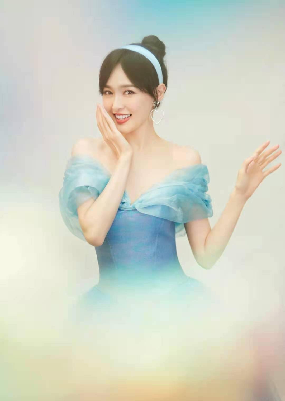 毛晓彤cos米妮甜美可爱那些年女星模仿过的迪士尼公主你pick谁