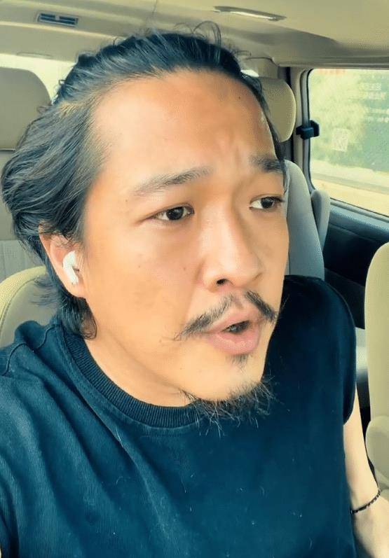 胡子拉碴留着长发,瘦下来酷似亲爸张丰毅_张博宇_时候_网友